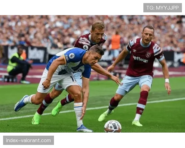 比赛第87分钟，布伦特福德利用角球机会扳平比分